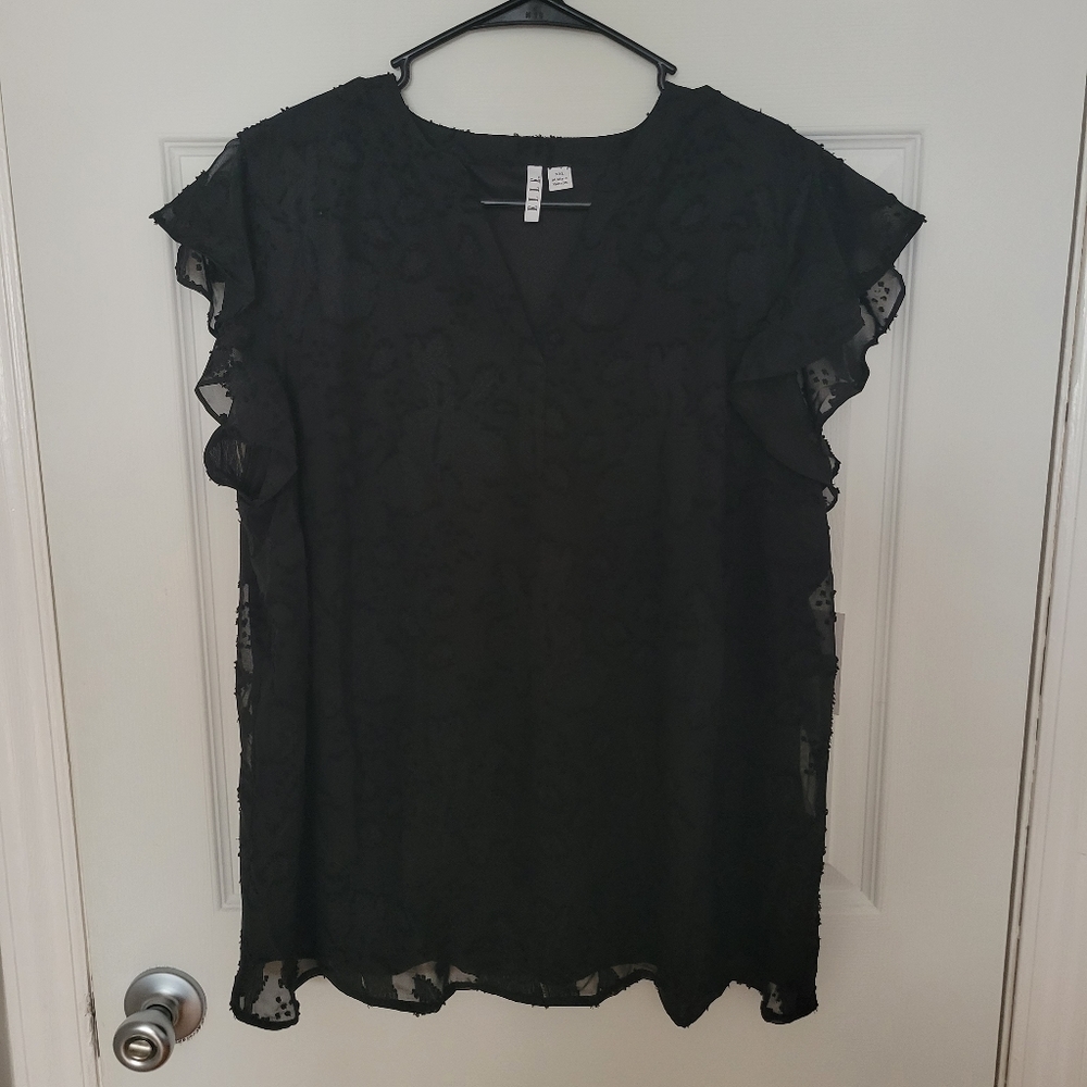 NWT Black Textured Blouse